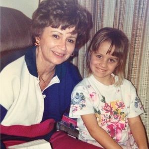 Meet your Posher, Olivia